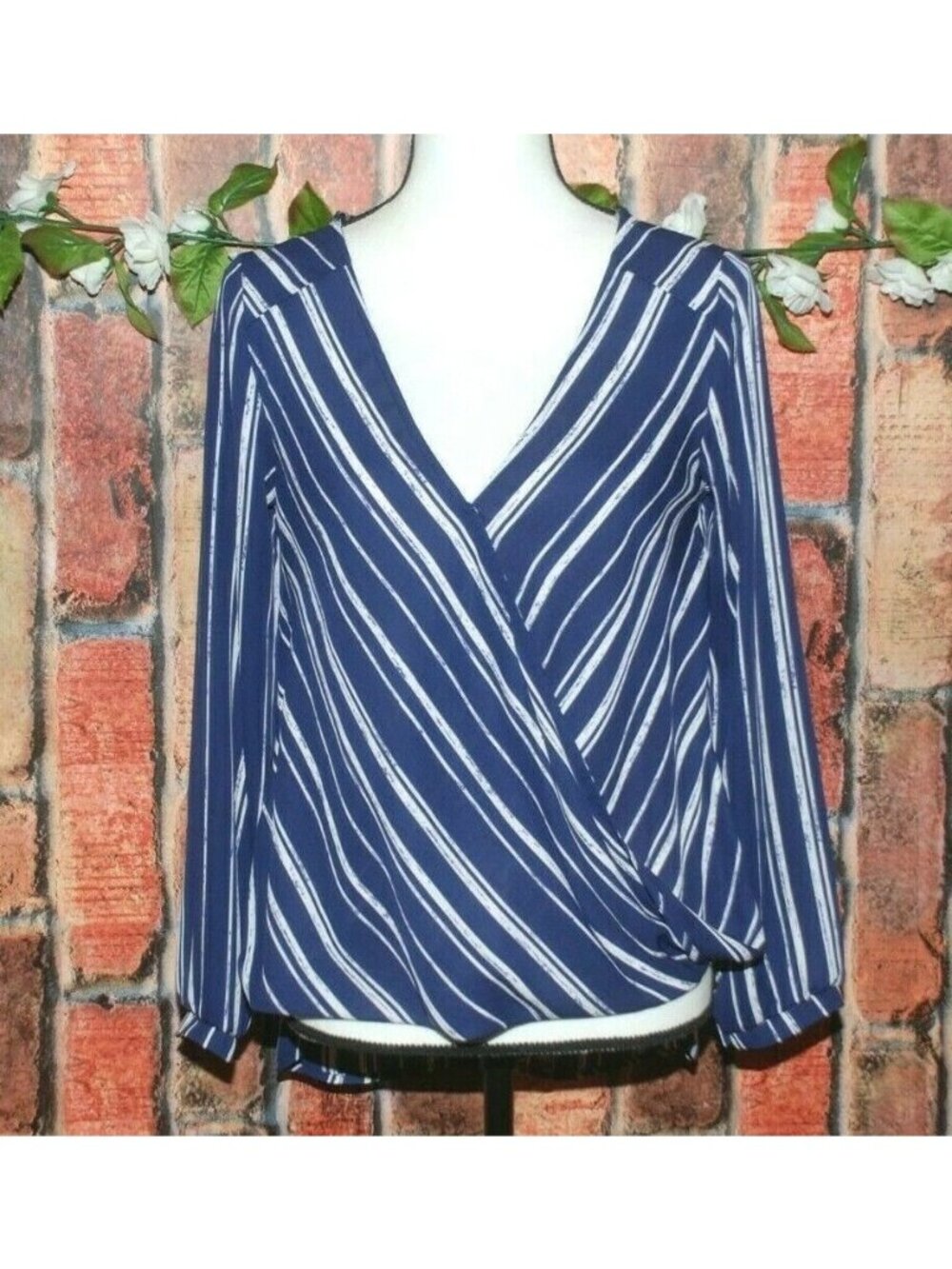 LUSH Ladies Blouse Size S Navy Blue White Wrap Look Long Sleeve Striped V-Neck L